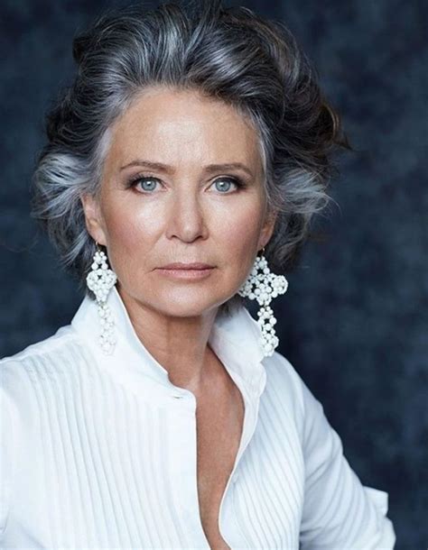 grey hairstyles for over 60